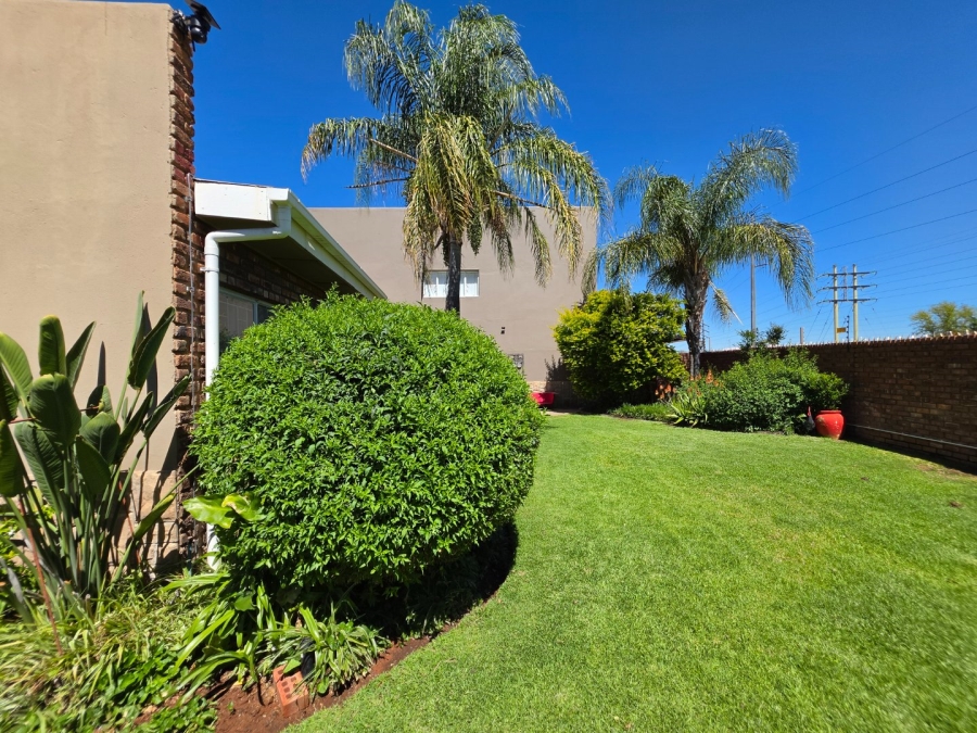5 Bedroom Property for Sale in Blydeville Northern Cape